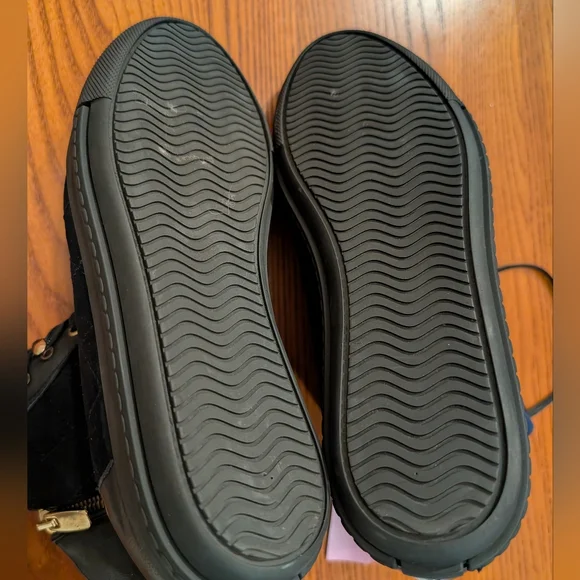 Valentina Rangoni Black Leather/Quilted Booties - Size 6.5M - Picture 9 of 12